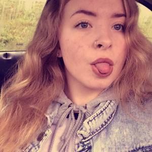 Meet your Posher, Lilly