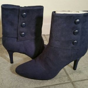 WOMEN'S ANKLE BOOTS