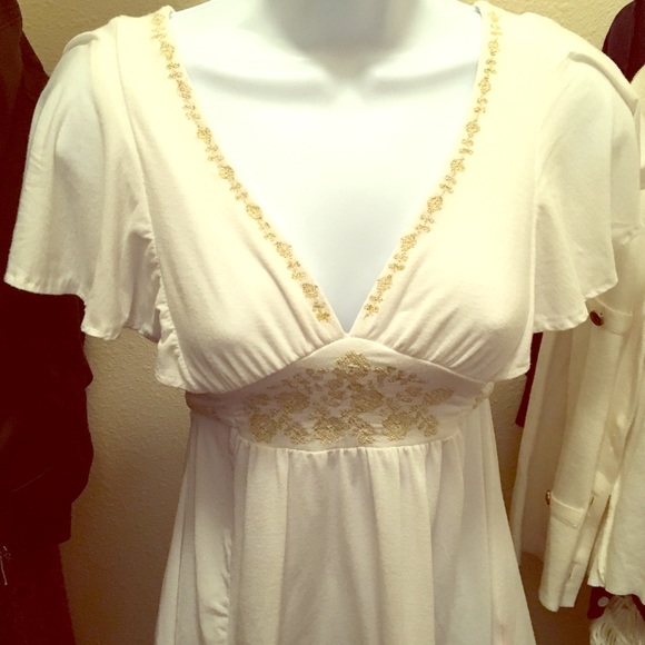 White & gold top