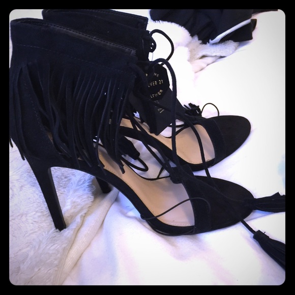 Forever 21 suede black fringe sandals heels 8 New