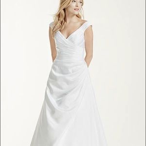 ❤️satin wedding gown corseted ❤️