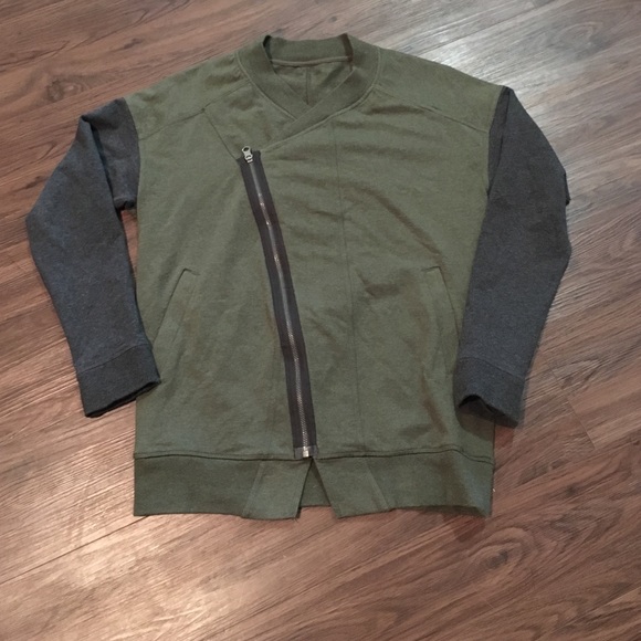 lululemon asymmetrical zip jacket