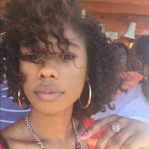 Meet your Posher, Daisy