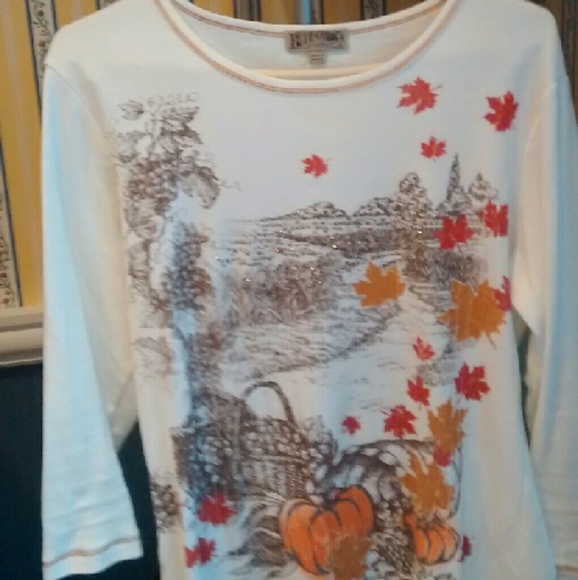 Autumn themed top