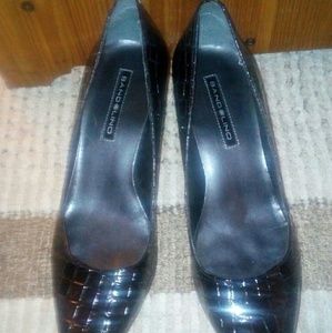 $$PRICE DROP$$!!! Bandolino blk faux croc heels