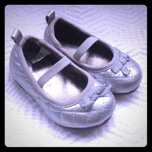 KOALA KIDS baby girl silver shoes size 2