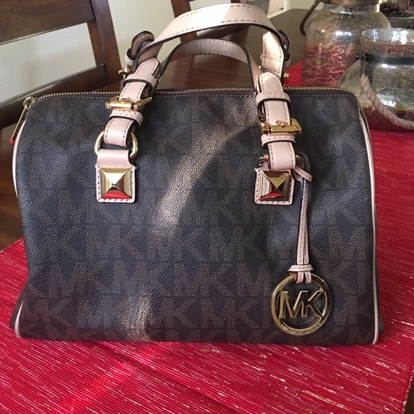 MK purse 👛