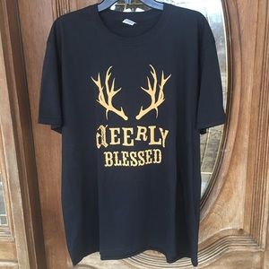 Ruby's Rubbish Boutique Deerly Blessed shirt 💋