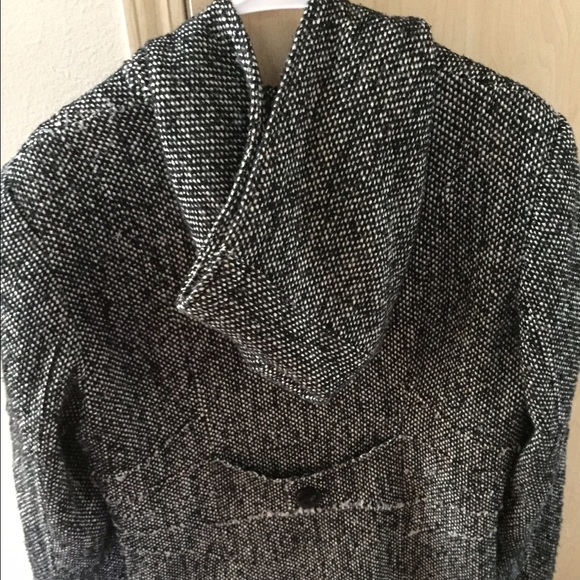 ST.JOHNS BAY COAT MULTI COLOR WHITE&BLACK - Picture 2 of 3