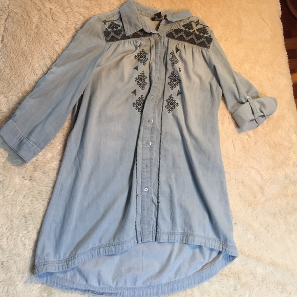 Angie long jean shirt with navy embroidering.