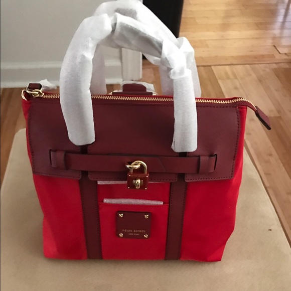 Henri Bendel mini jet setter