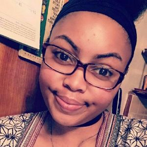 Meet your Posher, Lauryn