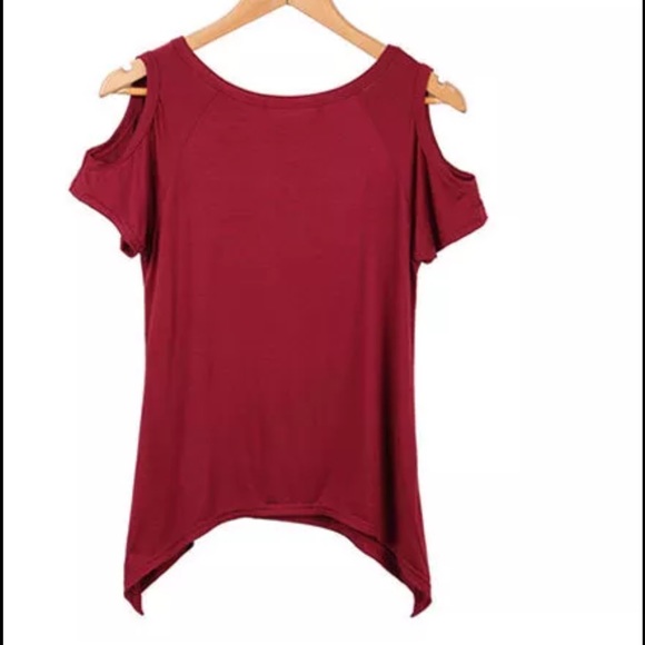 ❗CLEARANCE ❗Wine Bare Shoulder Sharkbite Hem Tee - Picture 4 of 4