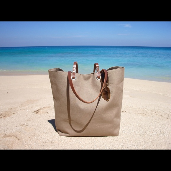 Taupe Linen and Leather Tote Bag - Picture 2 of 3