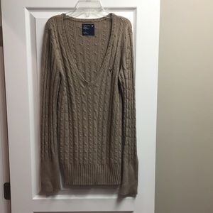 American Eagle V-neck sweater Top