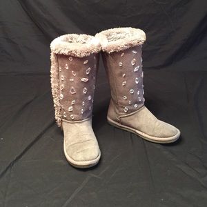 Girls boots