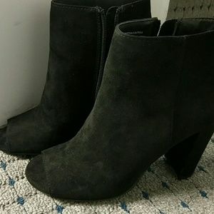 Open toe black booties