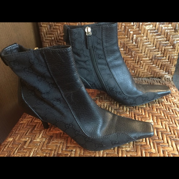Gucci Black Leather Booties Size 37C