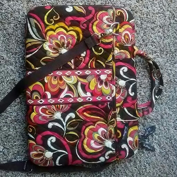 Vera Bradley messenger/ laptop bag