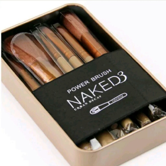 Urban Decay Other - New Urban Decay Naked 12pc Brush Set