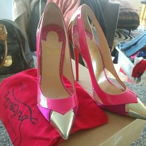 39 Louboutin Galata 120 Met Gloss/Sat/pat/pvc