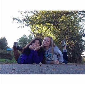 Meet your Posher, Azalie