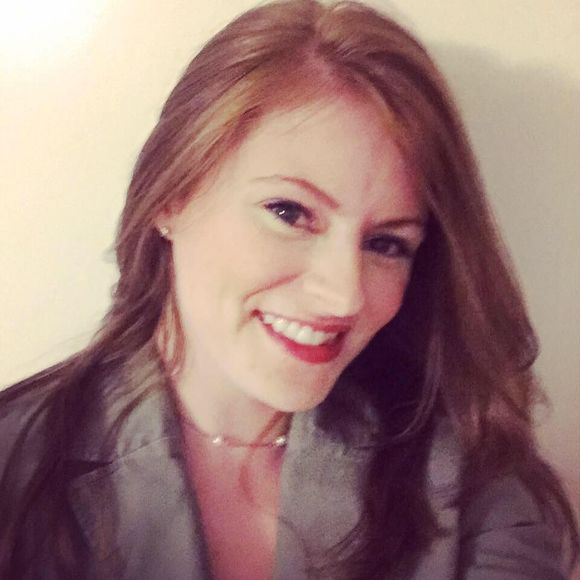 Meet your Posher, Carolyn