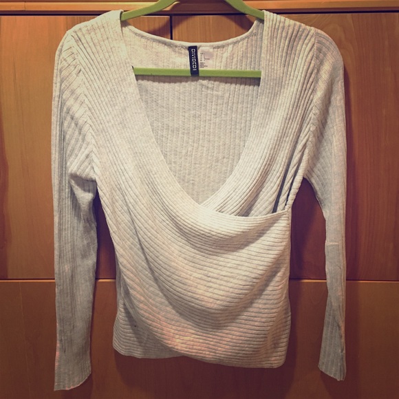 H&M Sweaters - **SALE** H&M sweater, BRAND NEW!