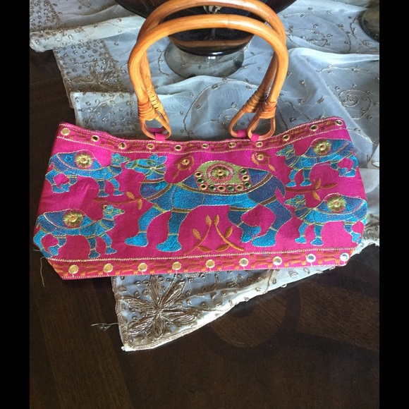 Cute tote... NWT