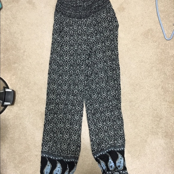 patterned pants