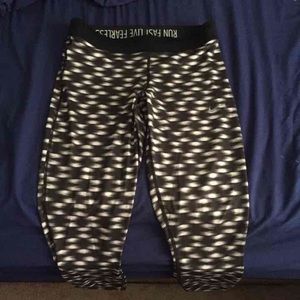 Nike dri fit half calf tights