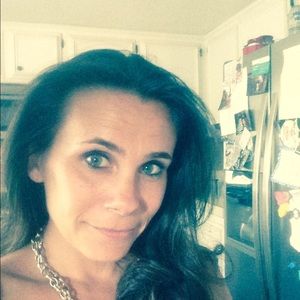 Meet your Posher, Deirdre