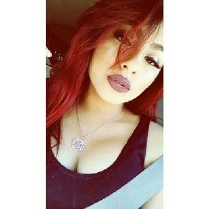 Meet your Posher, Viviana