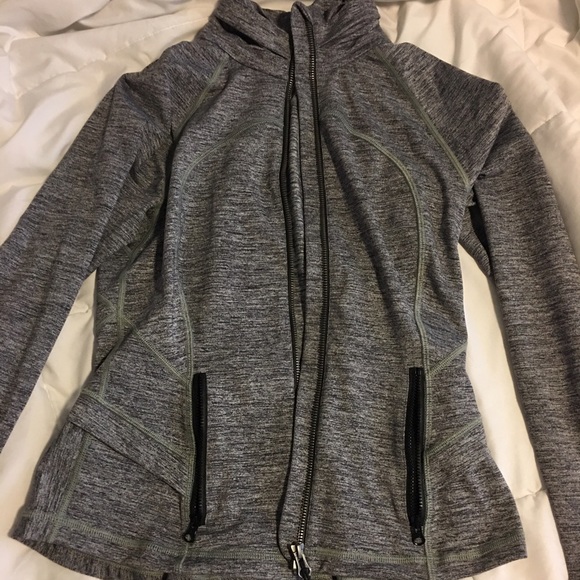 lululemon ruffle back jacket