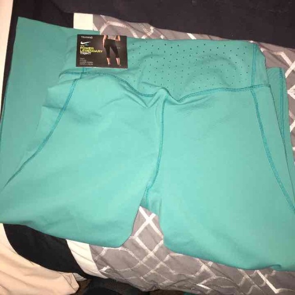 Brand new Nike leggings