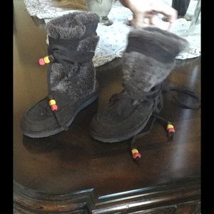 O'Neill boots