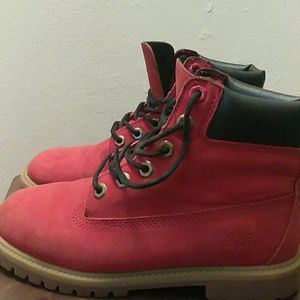 Red  Timberlands💥💥💥sale!!!!🎉🎉🎉🎉