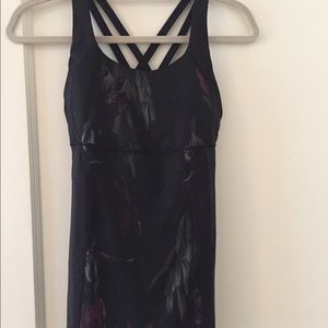 Lululemon supportive tank