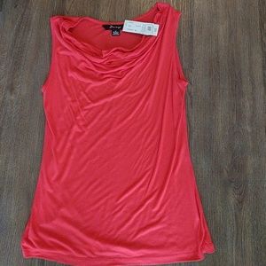 Droop neck sleeveless cozy blouse