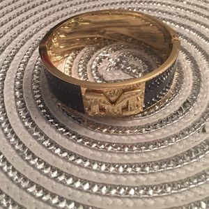 Magnetic cuff bracelet