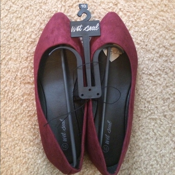 Burgundy Flats