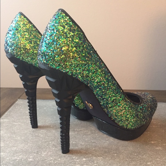 Rachel Roy Keeden Green And Gold glitter pumps