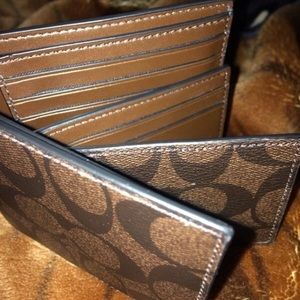 Coach wallet