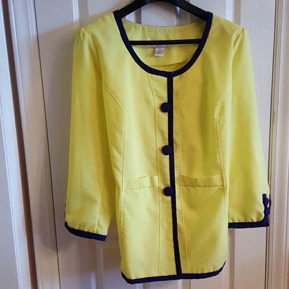Yellow Blazer trimmed in Navy 26W Women's unlined