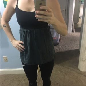 Lululemon black thin trap tank size 6