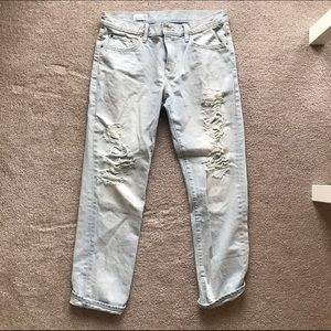 GAP Jeans - Ripped / Destroyed Boyfriend Jeans GAP Jeans - Ripped / Destroyed Boyfriend Jeans