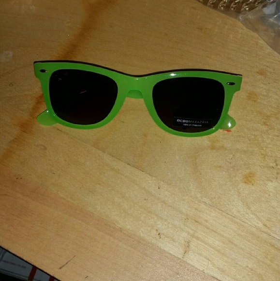 BCBGMaxAzria Accessories - BCBGMaxazria 51mm Retro Sunglasses Neon Green