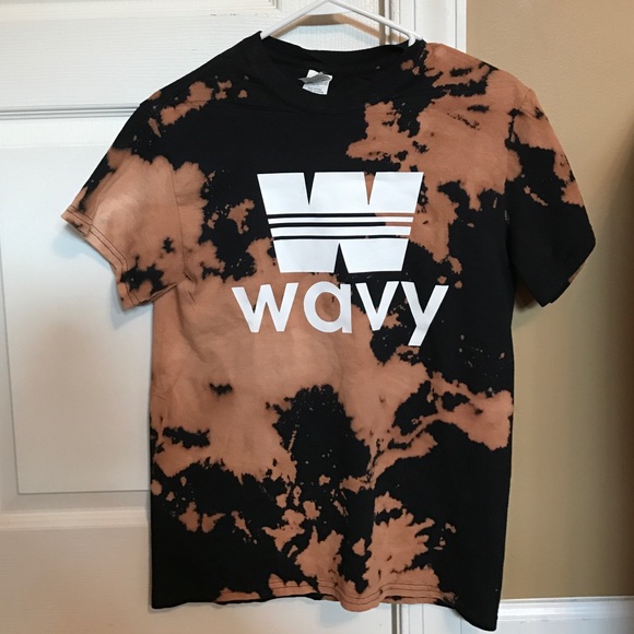 Black tye-dye t-shirt
