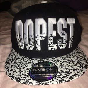 Snap back hat