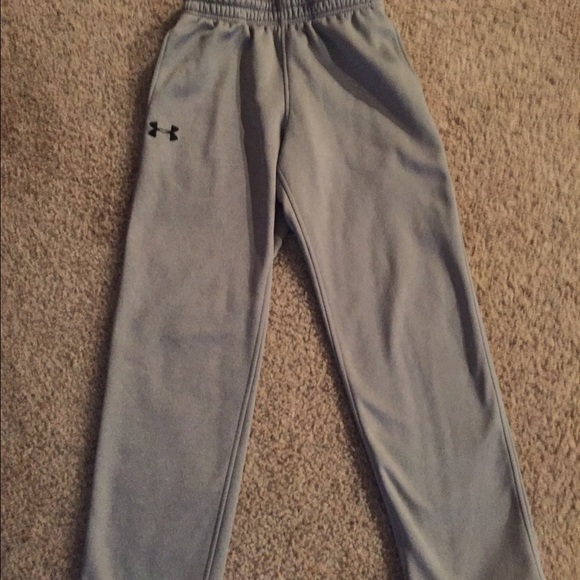 Mens small under Armour sweat  pants.